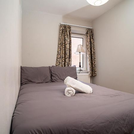 Central Apartment In Belfast City Centre Kültér fotó